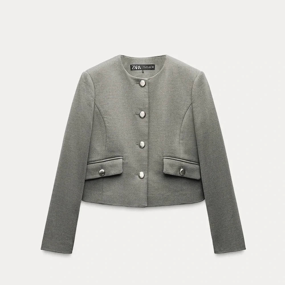 NWOT Zara METAL BUTTON BLAZER size M - Picture 1 of 4